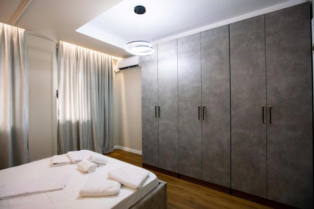Luxury Apartment At Condor Center Tirana Eksteriør billede